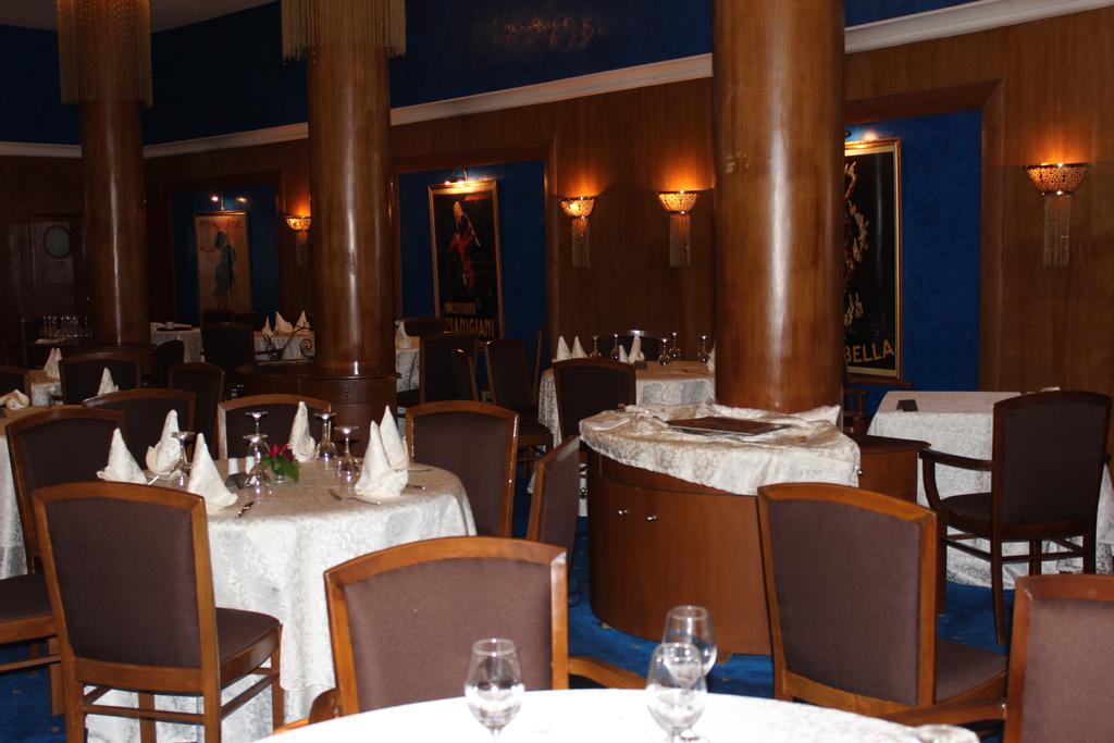 Hotel Рабат Екстериор снимка